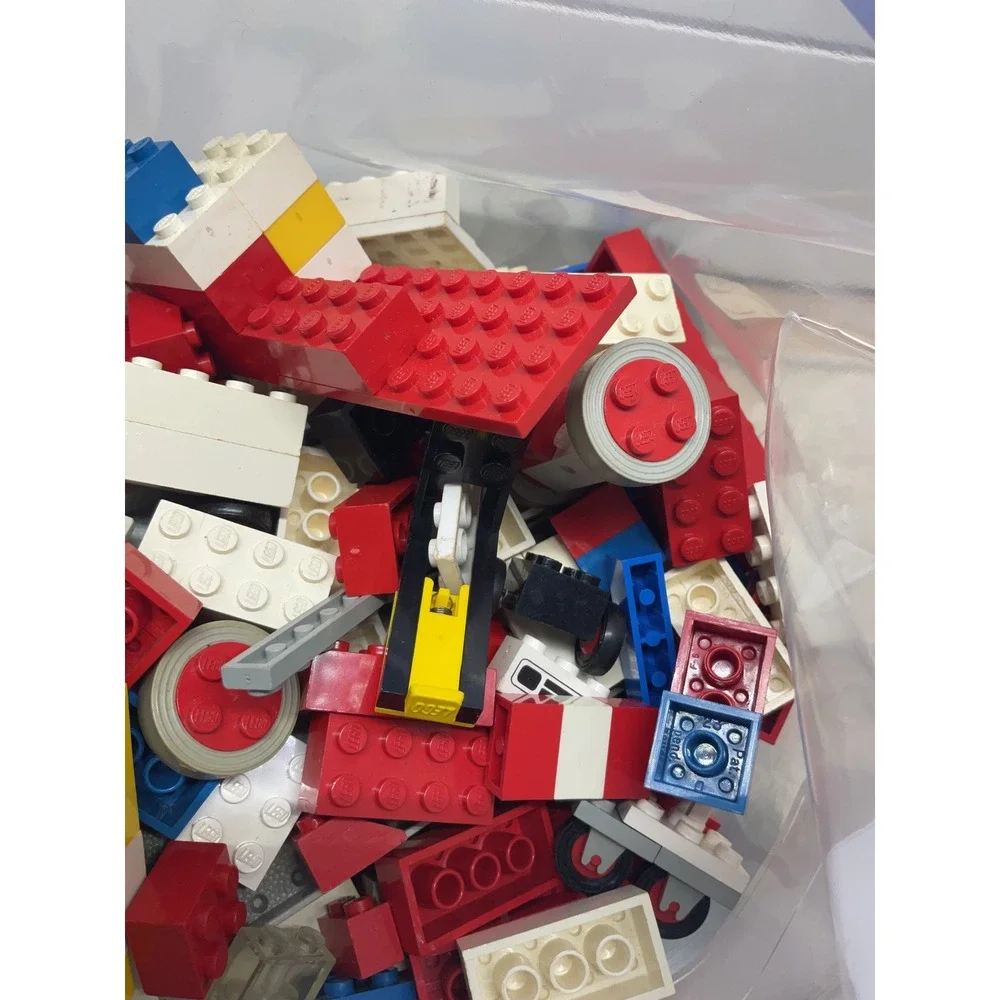 LEGO Bulk Mixed Lot 1lb 14.5oz Bricks Plates Wheels Legoland Vintage Pieces 1970